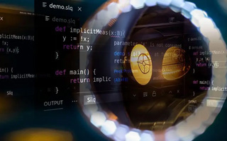 淮南 ,php声明和调用变量的符号是什么？